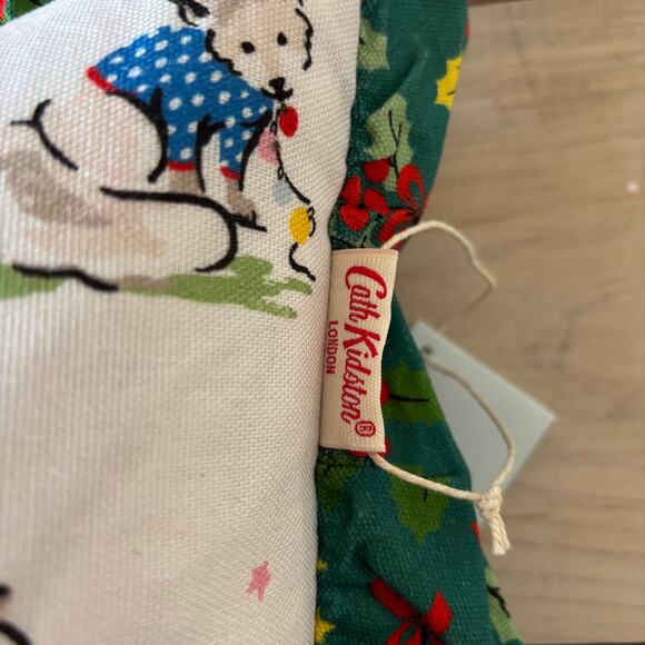 Cath Kidston NWT Christmas Animals Throw Pillow Holly Christmas Tree 18x18 - Picture 2 of 7